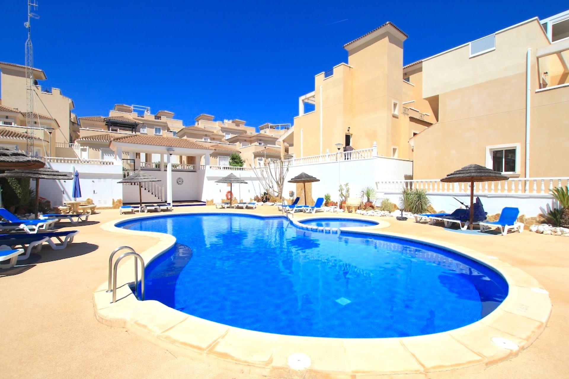 Revente - Villa - San Miguel de Salinas