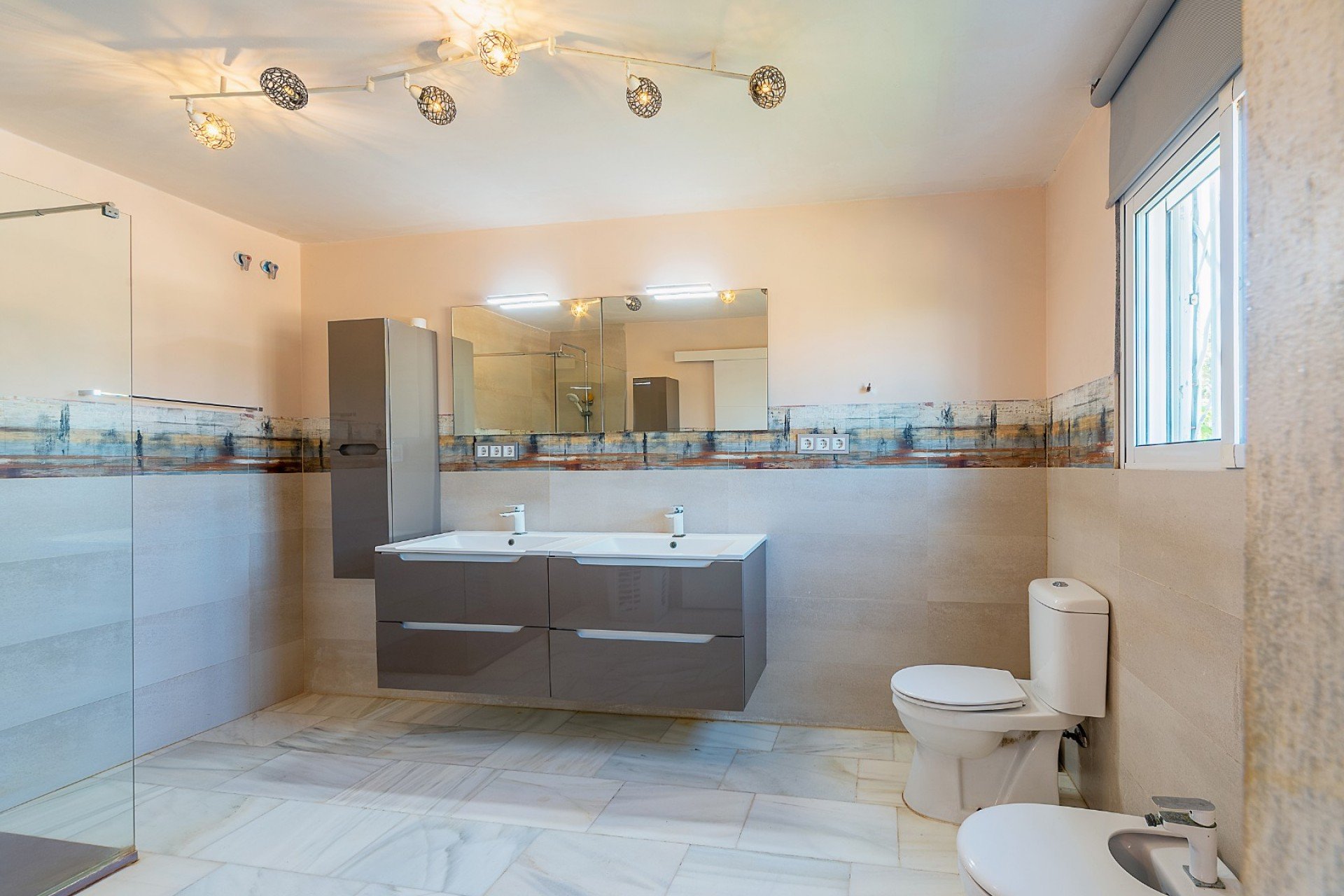 Revente - Villa - San Vicente del Raspeig