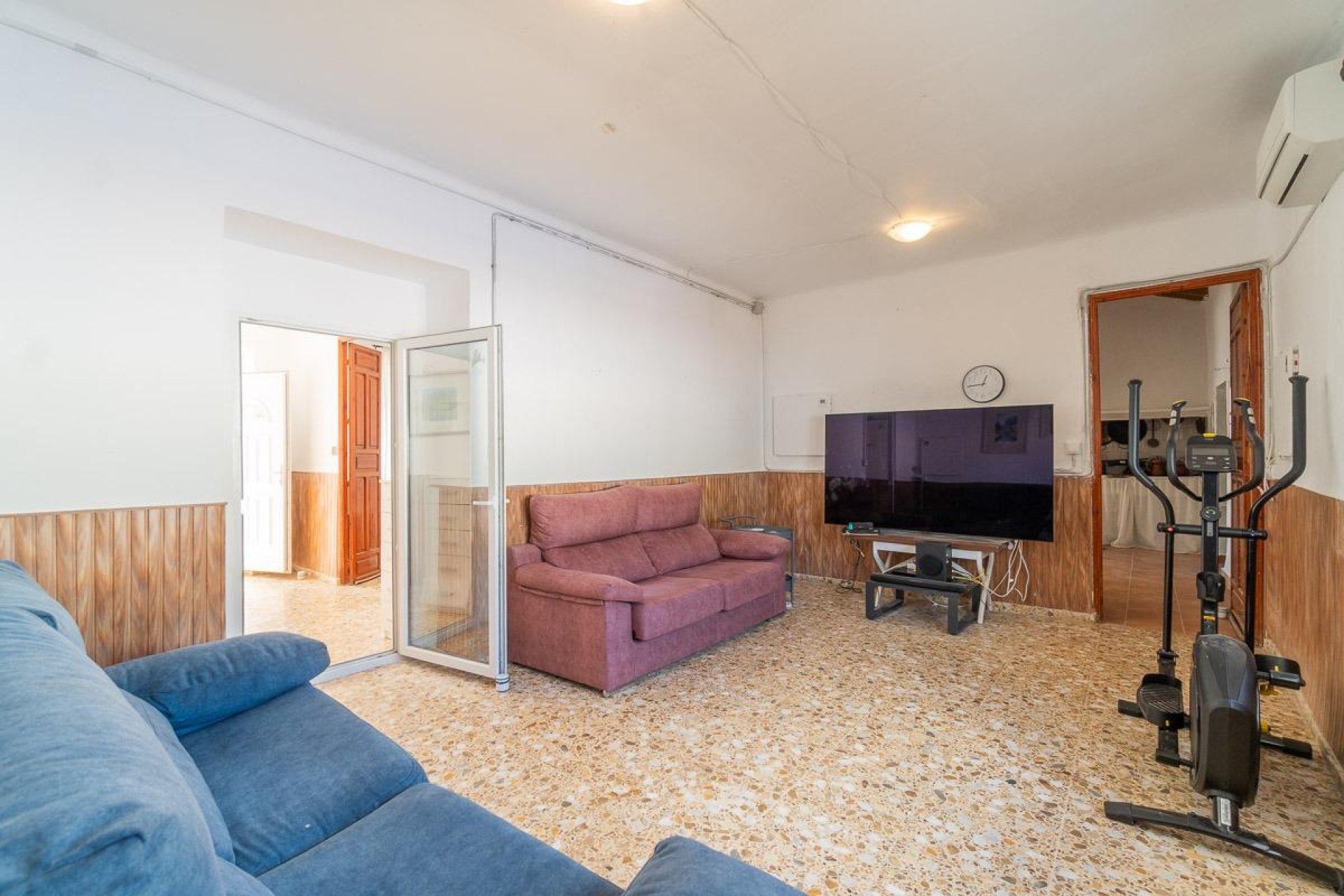 Revente - Villa - Torre - Pacheco - Roldán