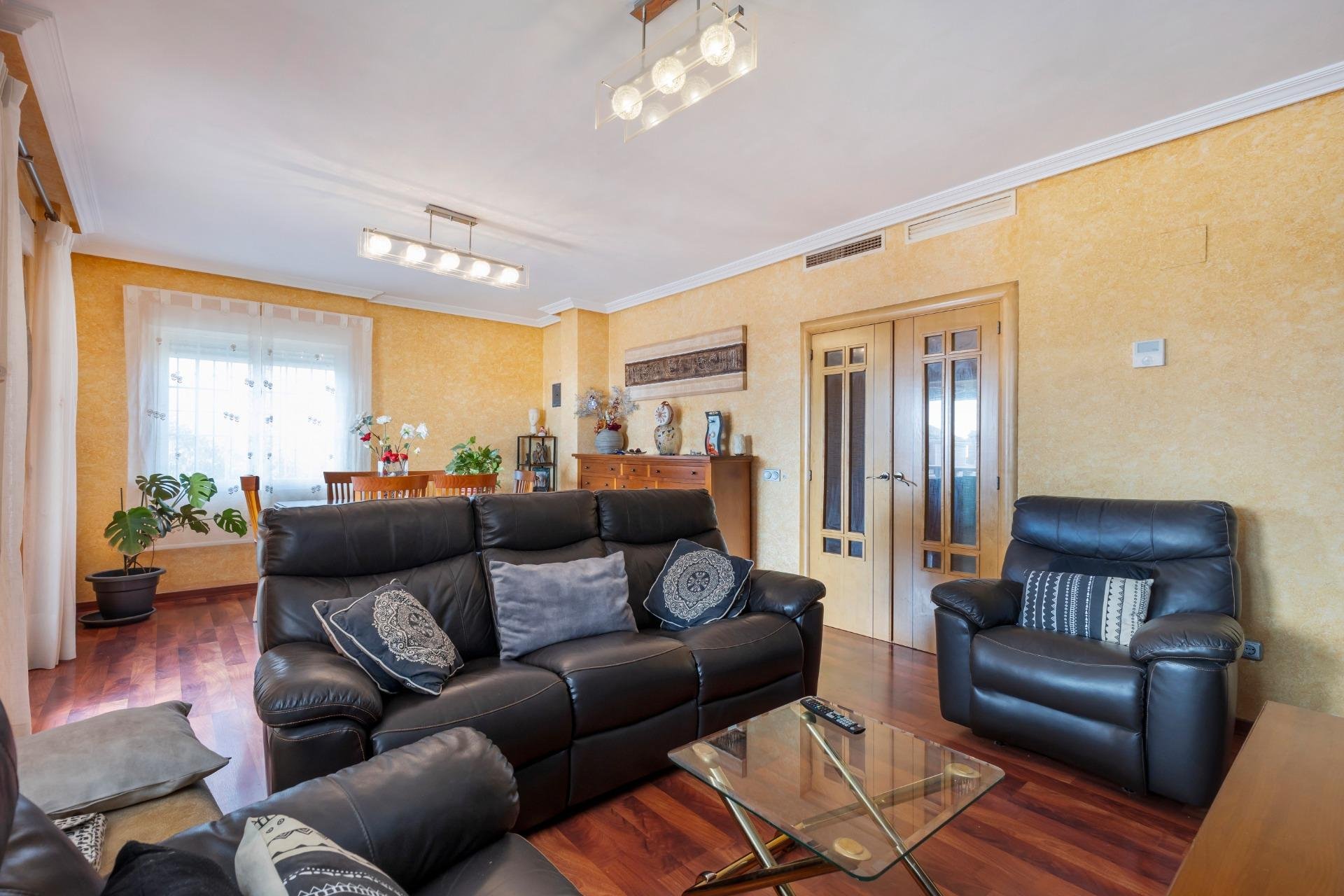 Revente - Villa - Torrevieja - Aguas Nuevas