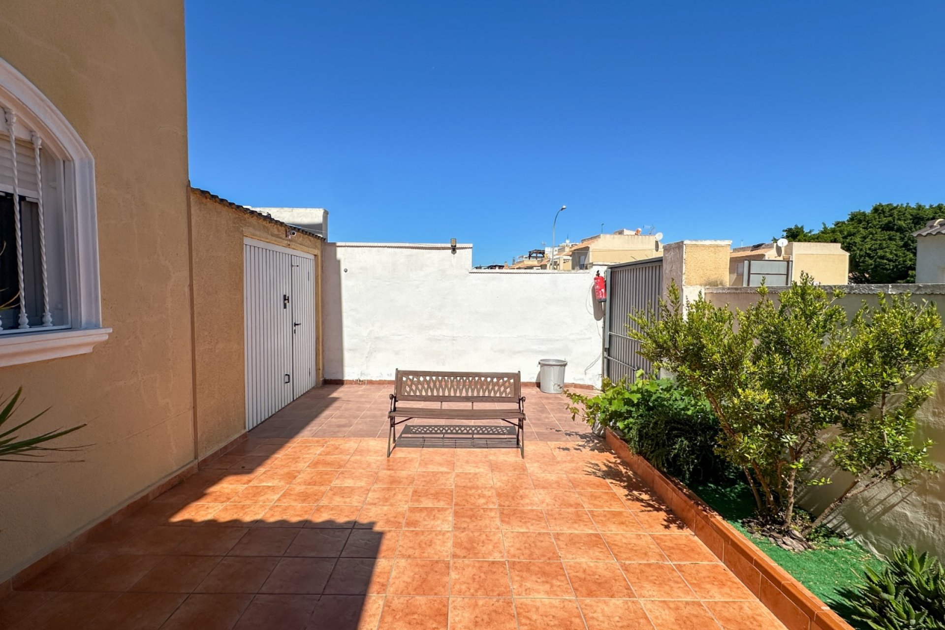 Revente - Villa - Torrevieja - Aguas Nuevas