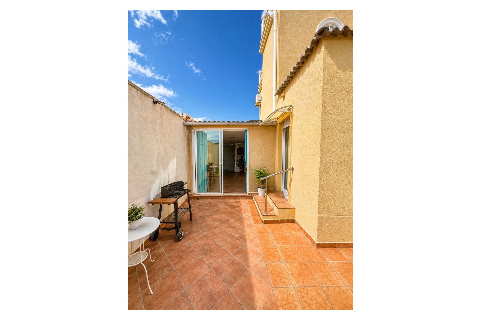 Revente - Villa - Torrevieja - Aguas Nuevas