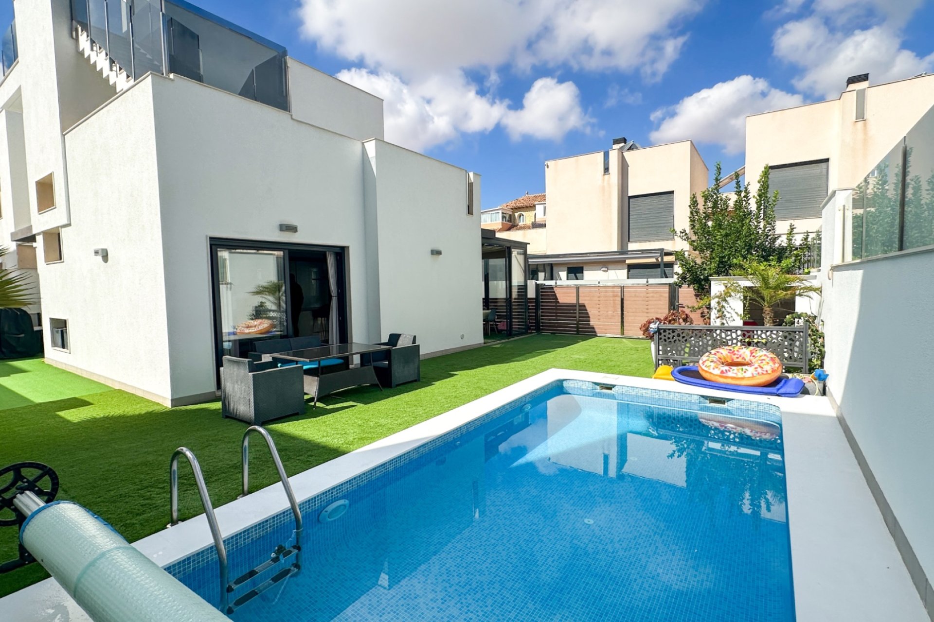 Revente - Villa - Torrevieja - Aguas Nuevas