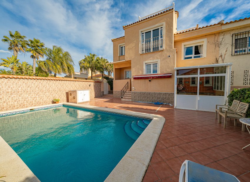 Revente - Villa - Torrevieja - El chaparral