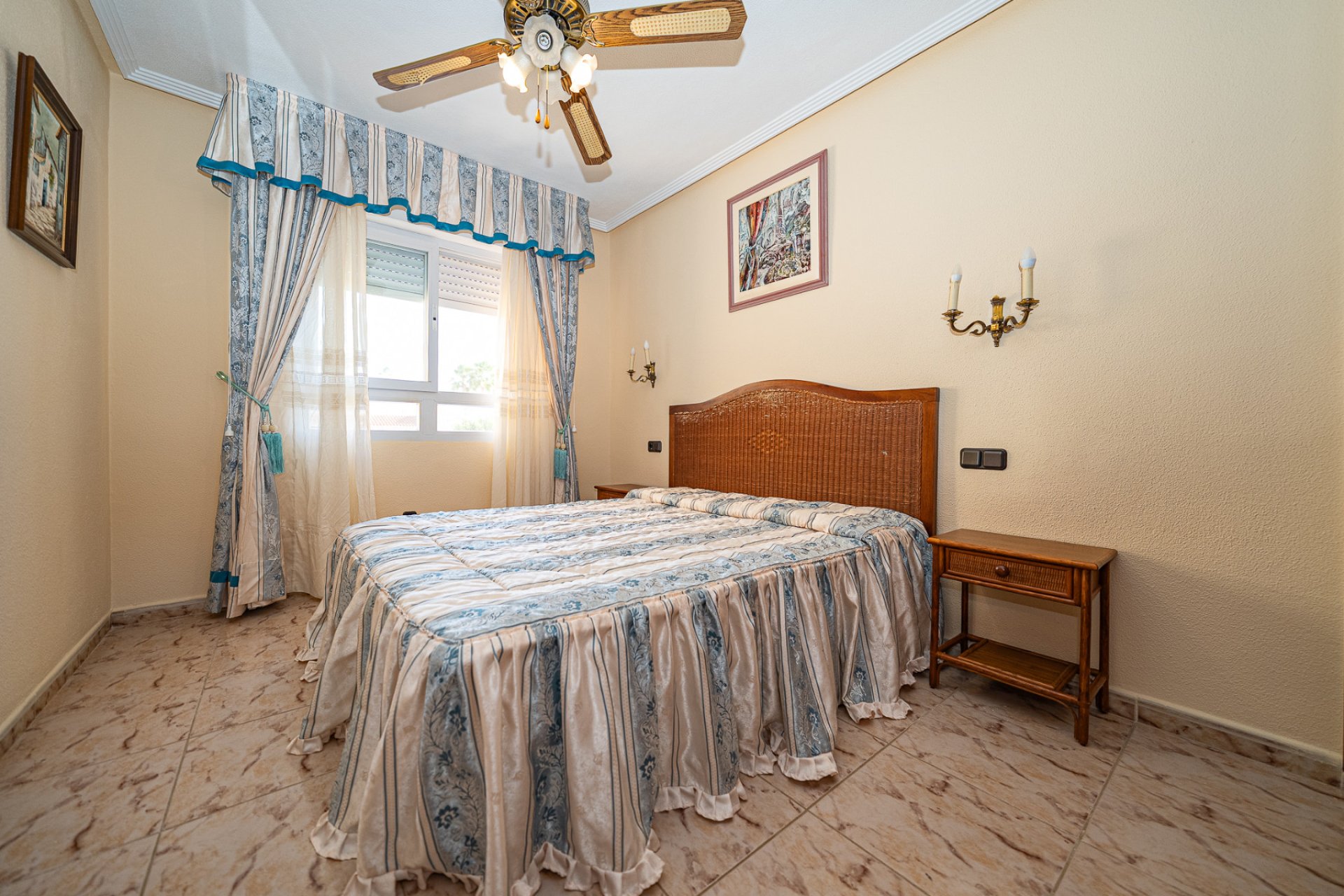 Revente - Villa - Torrevieja - El chaparral