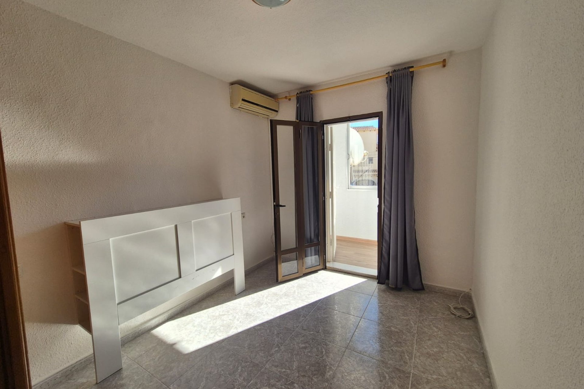 Revente - Villa - Torrevieja - Los Balcones