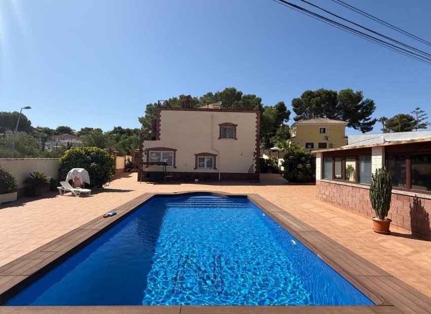 Revente - Villa - Torrevieja - Los Balcones