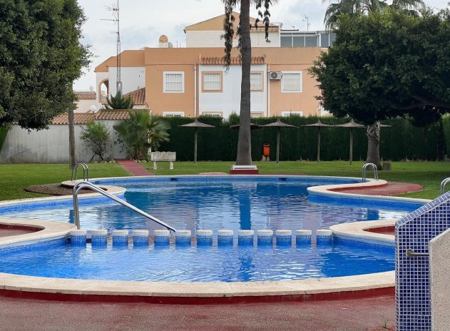 Terraced house - Herverkoop - Torrevieja - Torretas