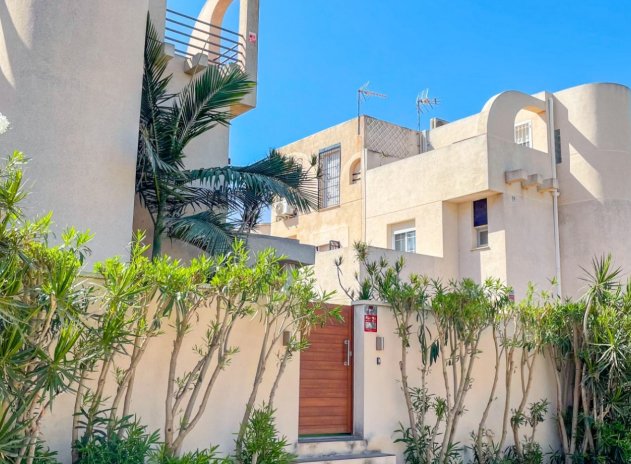 Terrassenhaus - Wiederverkauf - Torrevieja - La Siesta