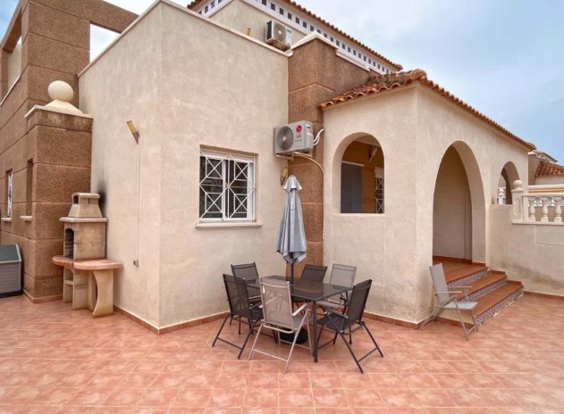 Town House - Herverkoop - Torrevieja - La Mata