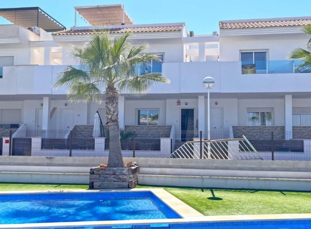 Town House - Herverkoop - Torrevieja - Los Balcones