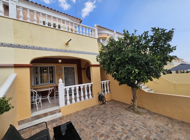 Town House - Herverkoop - Villamartin - Villamartín