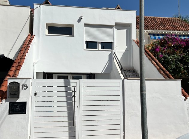 Townhouse * - Resale - Torrevieja * - Los Balcones *