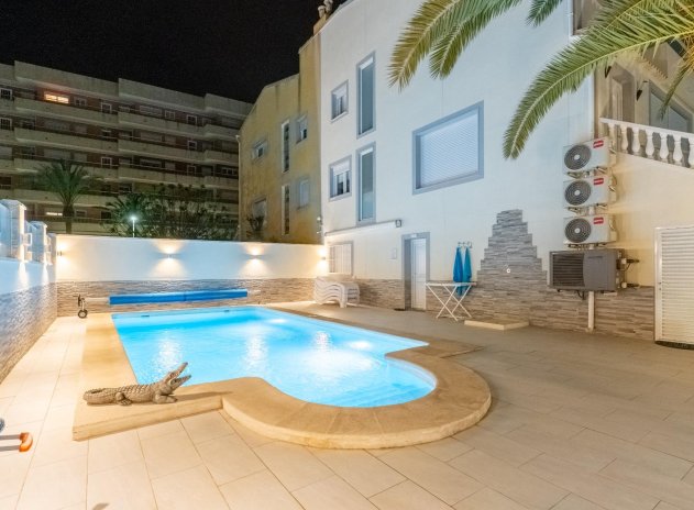 Townhouse * - Resale - Torrevieja * - Punta Prima *