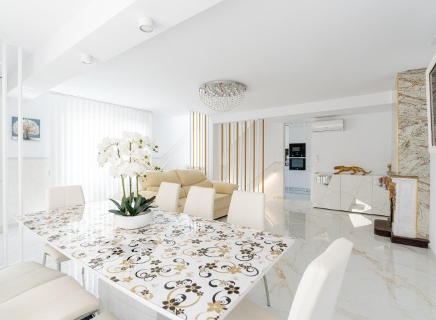 Townhouse * - Resale - Torrevieja * - Punta Prima *