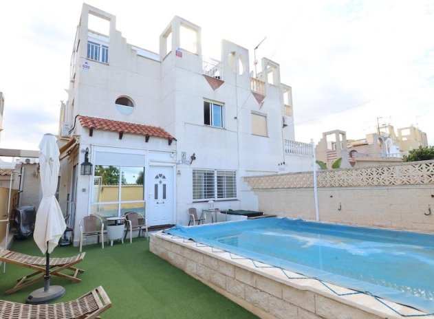 Townhouse * - Resale - Torrevieja * - Torretas *