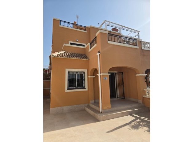 Villa - Herverkoop - Orihuela Costa - La Florida