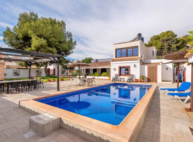 Villa - Herverkoop - Orihuela Costa - Lomas de Cabo Roig