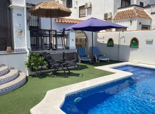 Villa - Herverkoop - Orihuela Costa - Los Altos