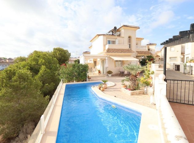 Villa - Herverkoop - Orihuela Costa - Playa Flamenca