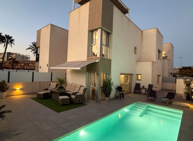 Villa - Herverkoop - Santiago de la Ribera - Zona de la playa