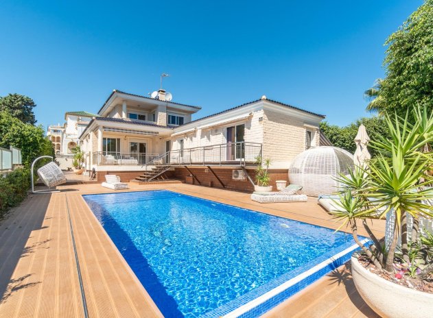 Villa - Herverkoop - Torrevieja - La Mata