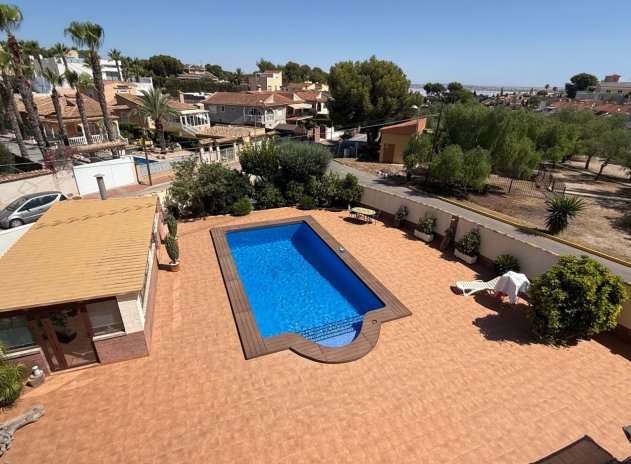 Villa - Herverkoop - Torrevieja - Torrevieja