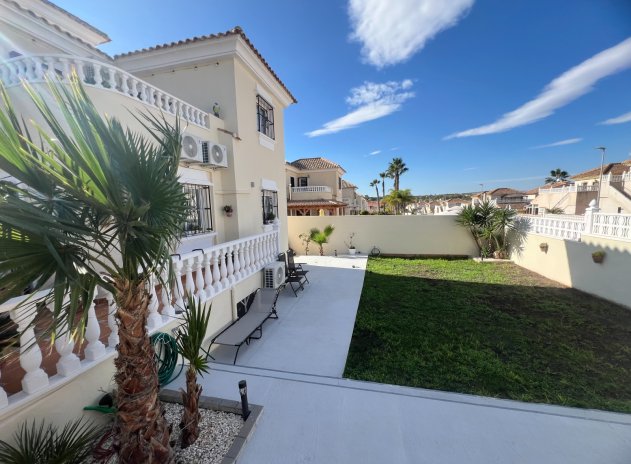 Villa * - Resale - Algorfa - Algorfa *