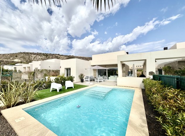 Villa * - Resale - Algorfa * - Algorfa *