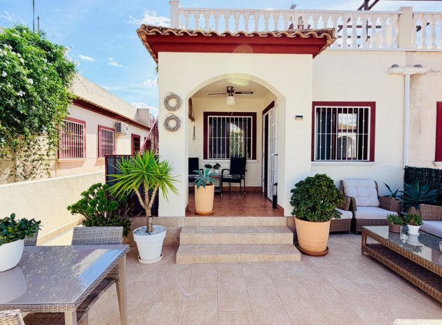 Villa * - Resale - Daya Vieja * - Daya Vieja *