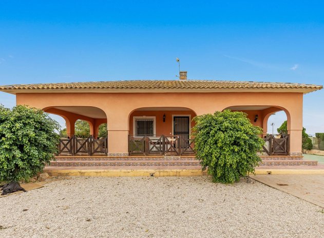 Villa - Resale - Dolores - Vereda del pozo