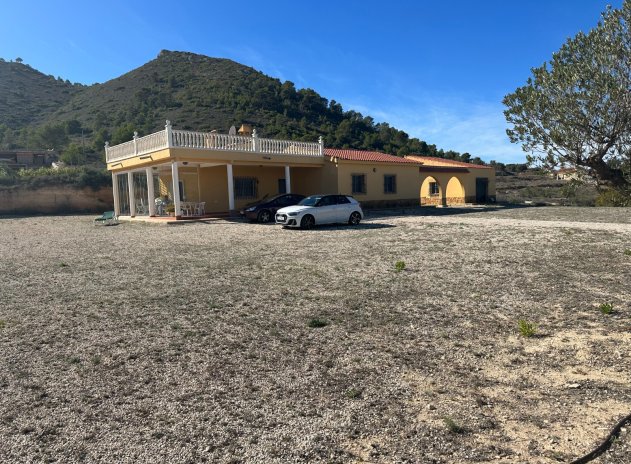 Villa - Resale - Hondón de los Fráiles - Hondón de los Fráiles