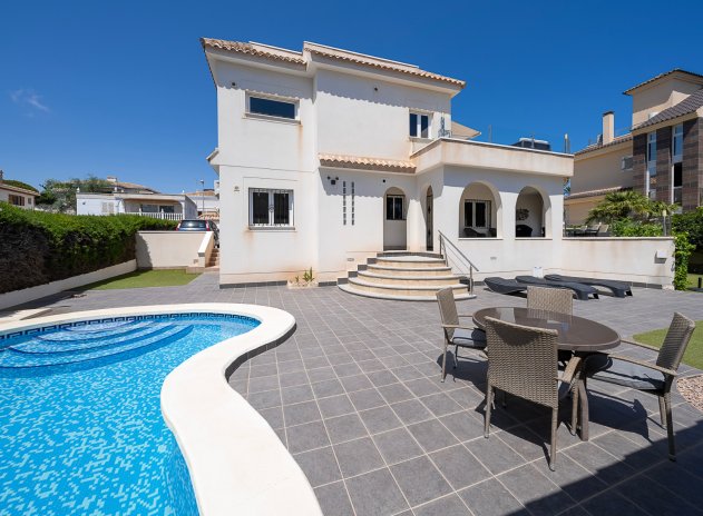 Villa - Resale - La Zenia - Beach