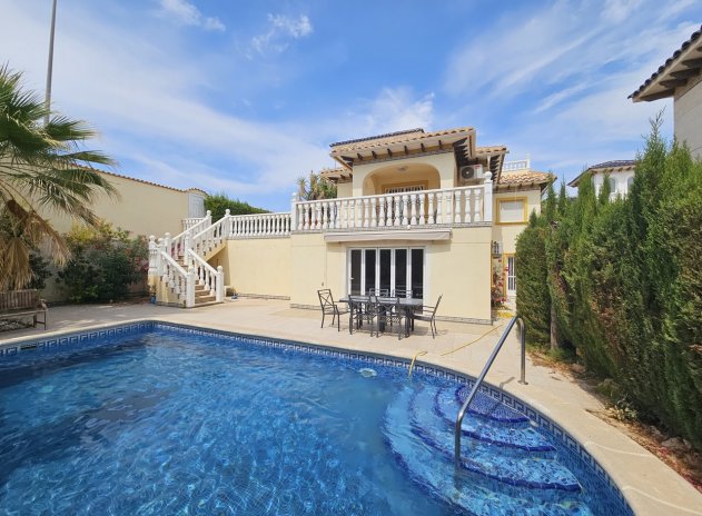 Villa - Resale - La Zenia - La Zenia