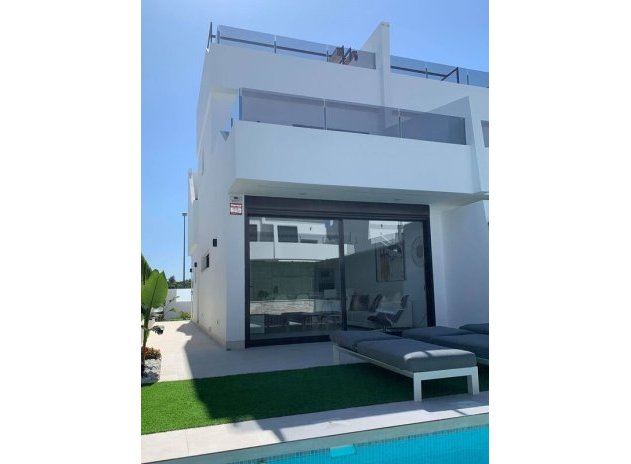 Villa - Resale - LOS ALCÁZARES - Serena Golf