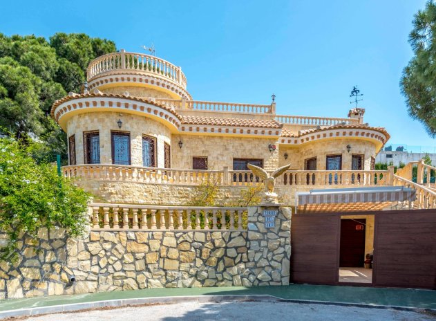 Villa * - Resale - Orihuela Costa * - Campoamor *