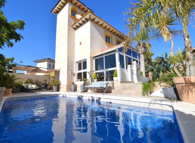 Villa - Resale - Orihuela Costa - Playa Flamenca