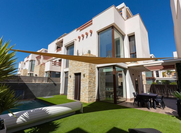 Villa * - Resale - Rojales * - Pueblo bravo