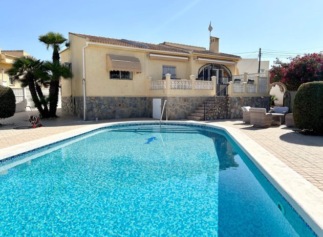 Villa - Resale - Torrevieja - El Chaparral