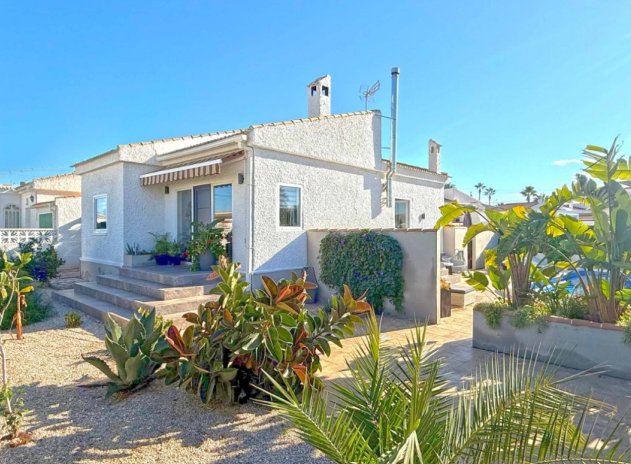 Villa - Resale - Torrevieja - La siesta