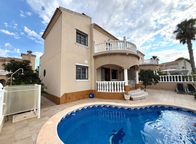 Villa - Reventa - Orihuela Costa - Villamartín