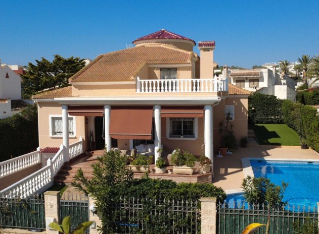 Villa - Reventa - Torrevieja - La Mata
