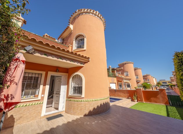 Villa - Revente - Playa Flamenca - Sportcentre
