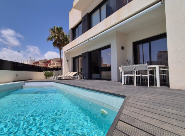 Villa - Revente - Torrevieja - Torrevieja