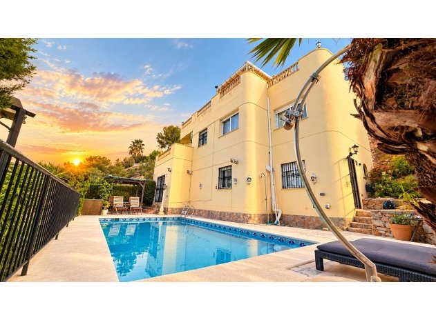 Villa - Revente - Villamartin - Villamartín