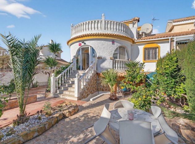 Villa - Wiederverkauf - Gran Alacant - Gran Alacant