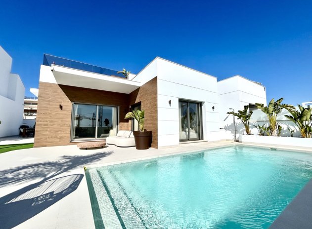 Villa - Wiederverkauf - Las Filipinas - Las Filipinas
