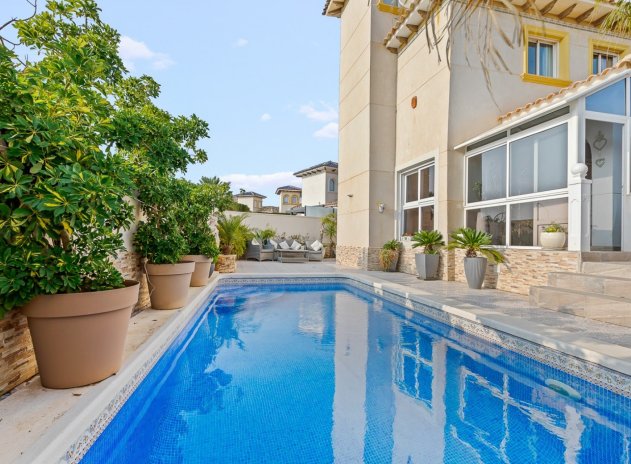 Villa - Wiederverkauf - Orihuela Costa - Playa Flamenca