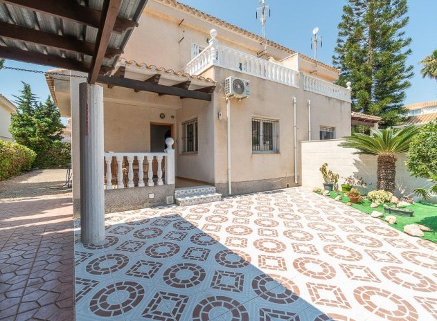 Villa - Wiederverkauf - Orihuela Costa - Playa Flamenca