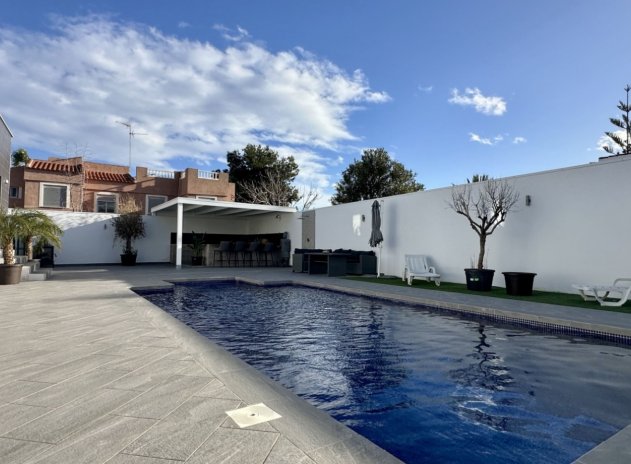 Villa - Wiederverkauf - Rojales - Ciudad Quesada